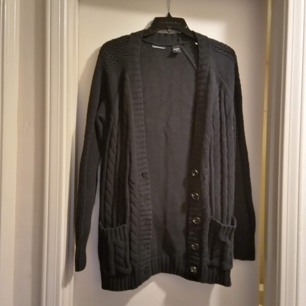 Cardigan sweater